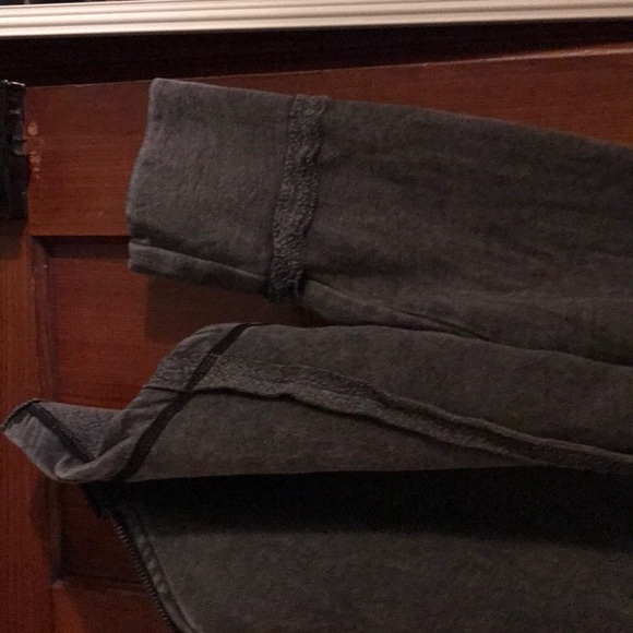 Calvin Klein jeans sweatshirt - Picture 2 of 4